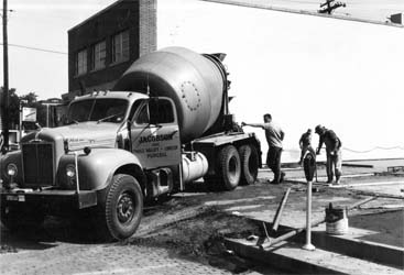 Jacobson Concrete employees working in douwntown Pauls Valley